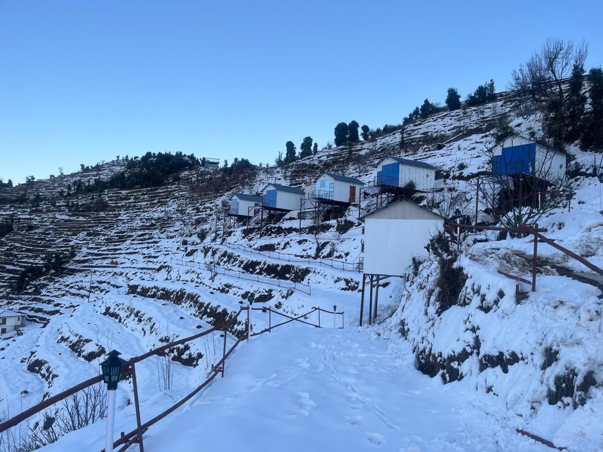 Nivriti Stays Kanatal Exterior foto