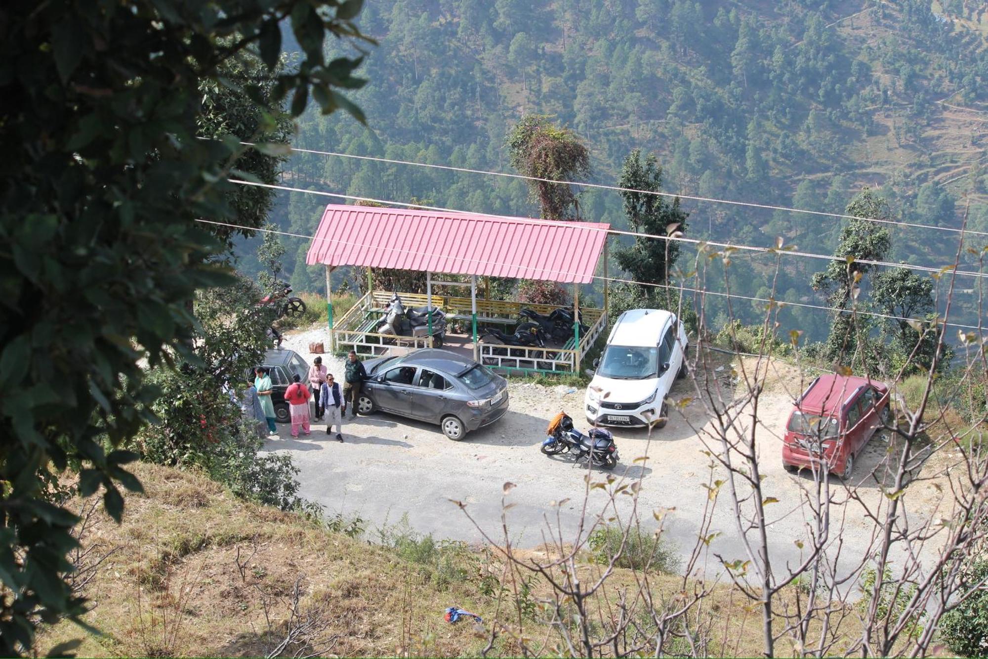 Nivriti Stays Kanatal Exterior foto