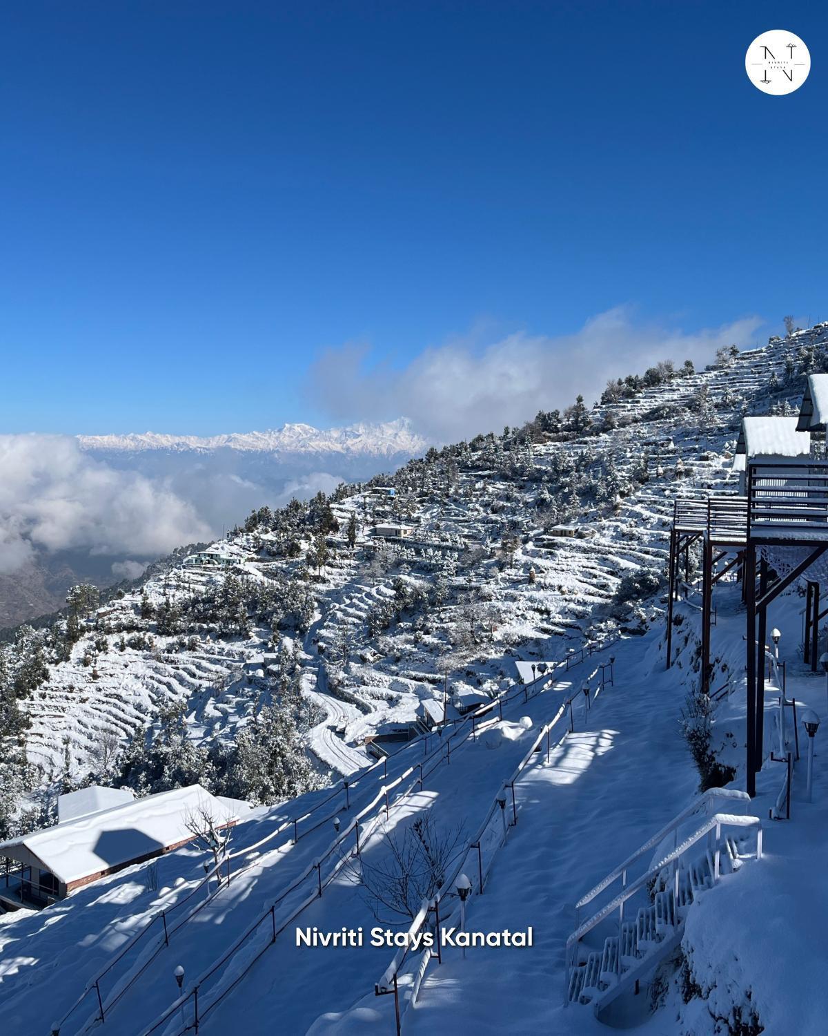 Nivriti Stays Kanatal Exterior foto